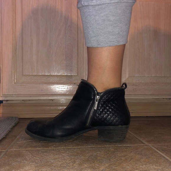 COPY - LUCKY BRAND ANKLE BOOTIES - Picture 6 of 8